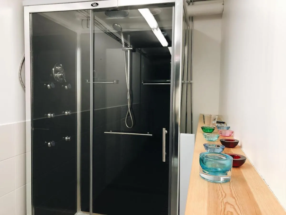 Spirans Rum Och Logi Trollhattan Hostel